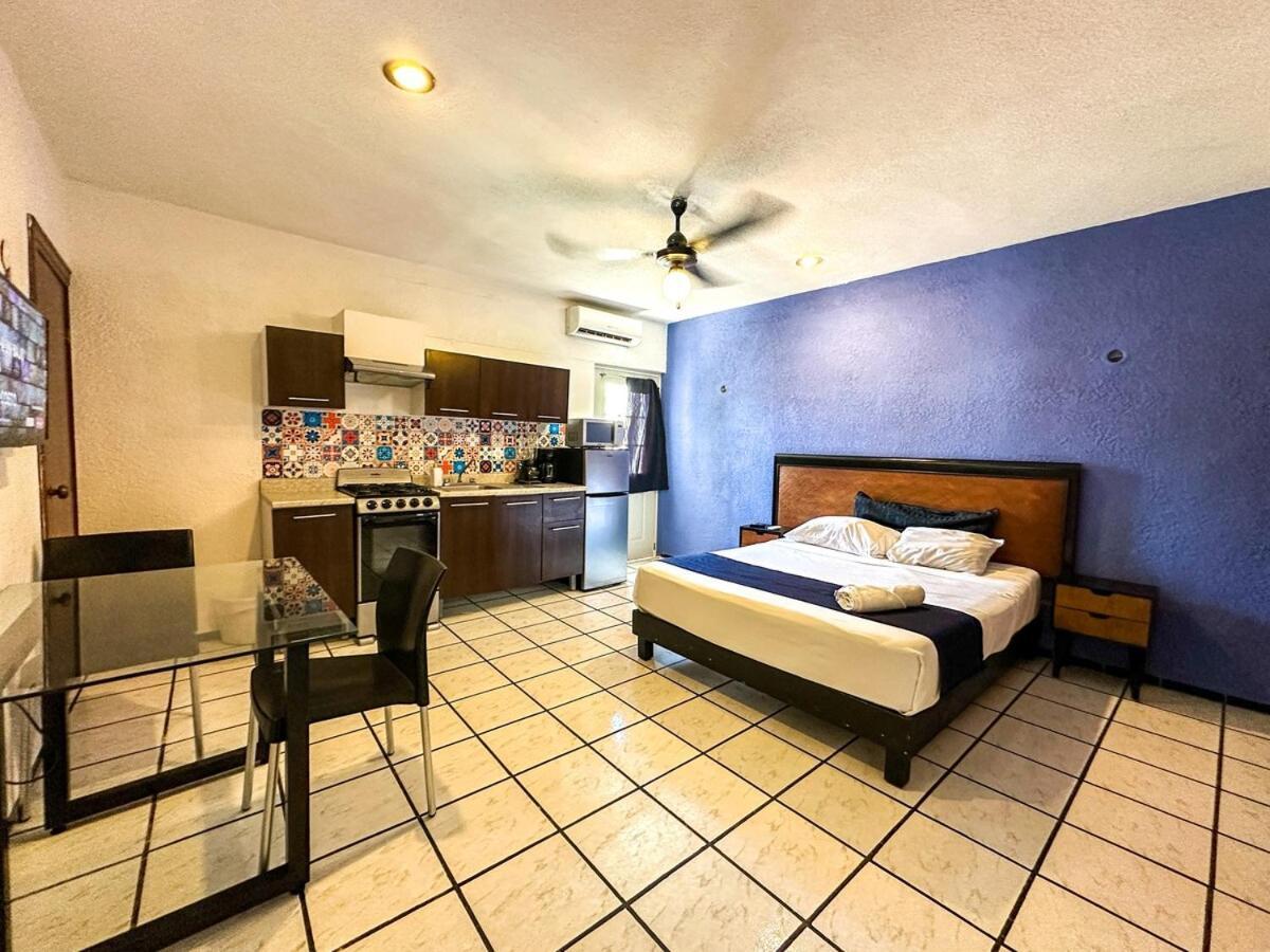 Espacio Creado Para 3 Personas Con Piscina Mérida Exteriér fotografie